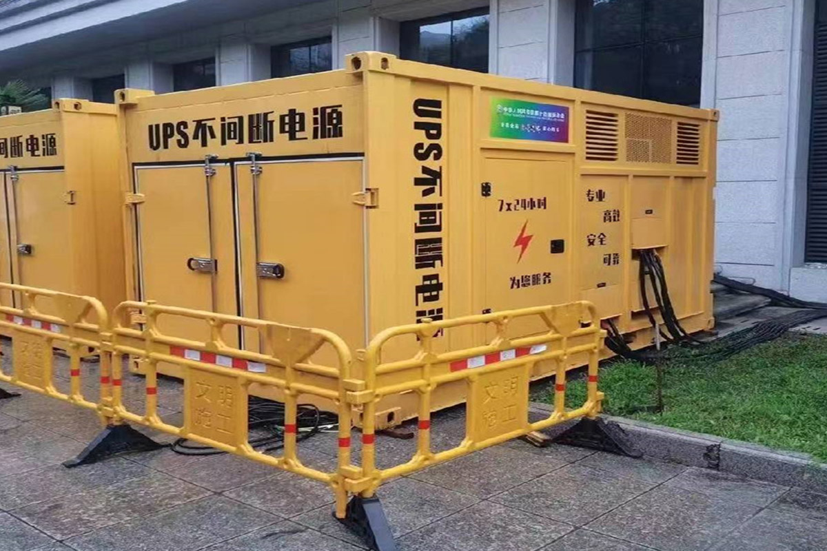 吴堡发电机租赁施工现场